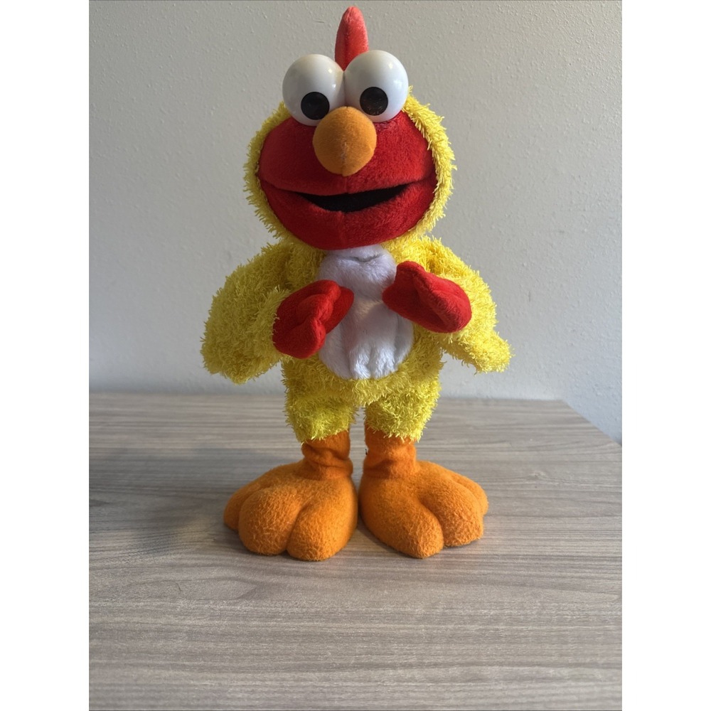Vintage 2001 Fisher Price Chicken Dance Elmo 90648 Sings Dances TESTED WORKING